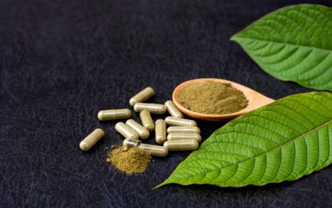 Best Kratom For Pain: Benefits, Effects & Dosage