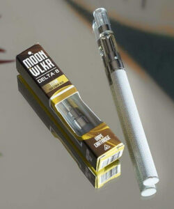 MoonWlkr - Delta-8 THC Vape Cartridges 2023 Review