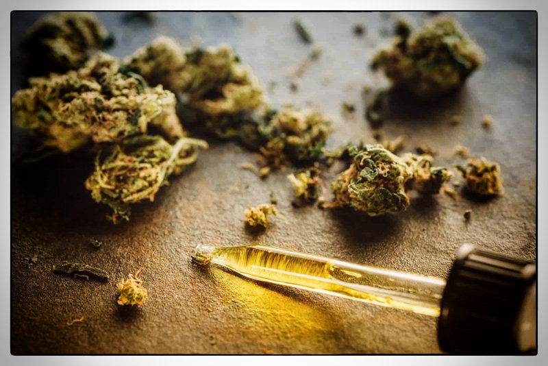 The Benefits of Cannabis Microdosing for Baby Boomers: Health Without the High