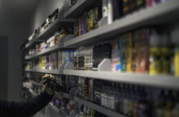 The Best Disposable Vapes for Mid-2026: RAZ, Lost Mary, and Geek Bar Deliver